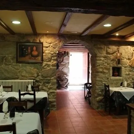 欧特罗乡村旅馆 O Outeiro (Dorron, Sanxenxo)